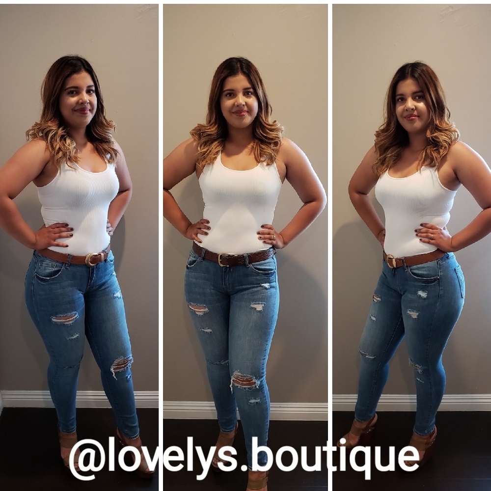 SALE $10 Jeans! Only a few left